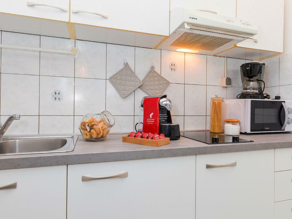 New City Center Design Apartment Poreč Kültér fotó